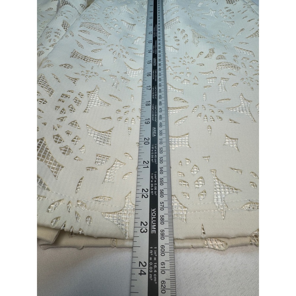 Tahari Women Skirt Size 10 White Laser Cut Eyelet Pleated Knee Length High Waist - Picture 9 of 9